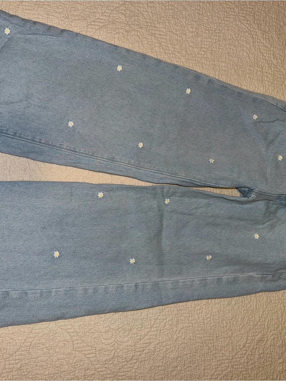 Old Navy Light Blue Girls Daisy Embroidered Baggy Jeans